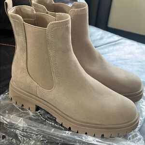 Women's Tan Ankle Boots